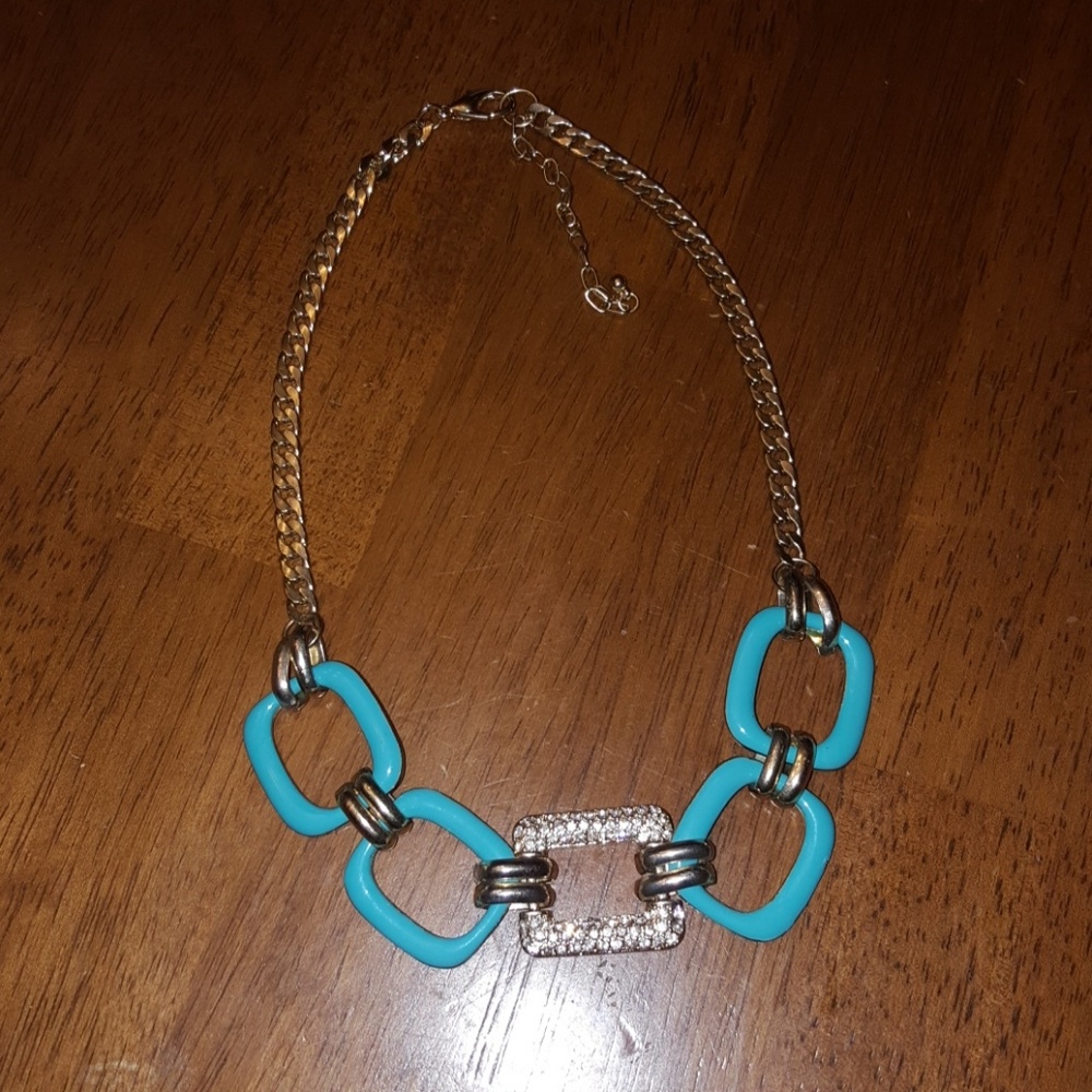 $5 ITEM MUST BUNDLE WITH 2 OTHER ITEMS Adjustable costume choker - Picture 3 of 5